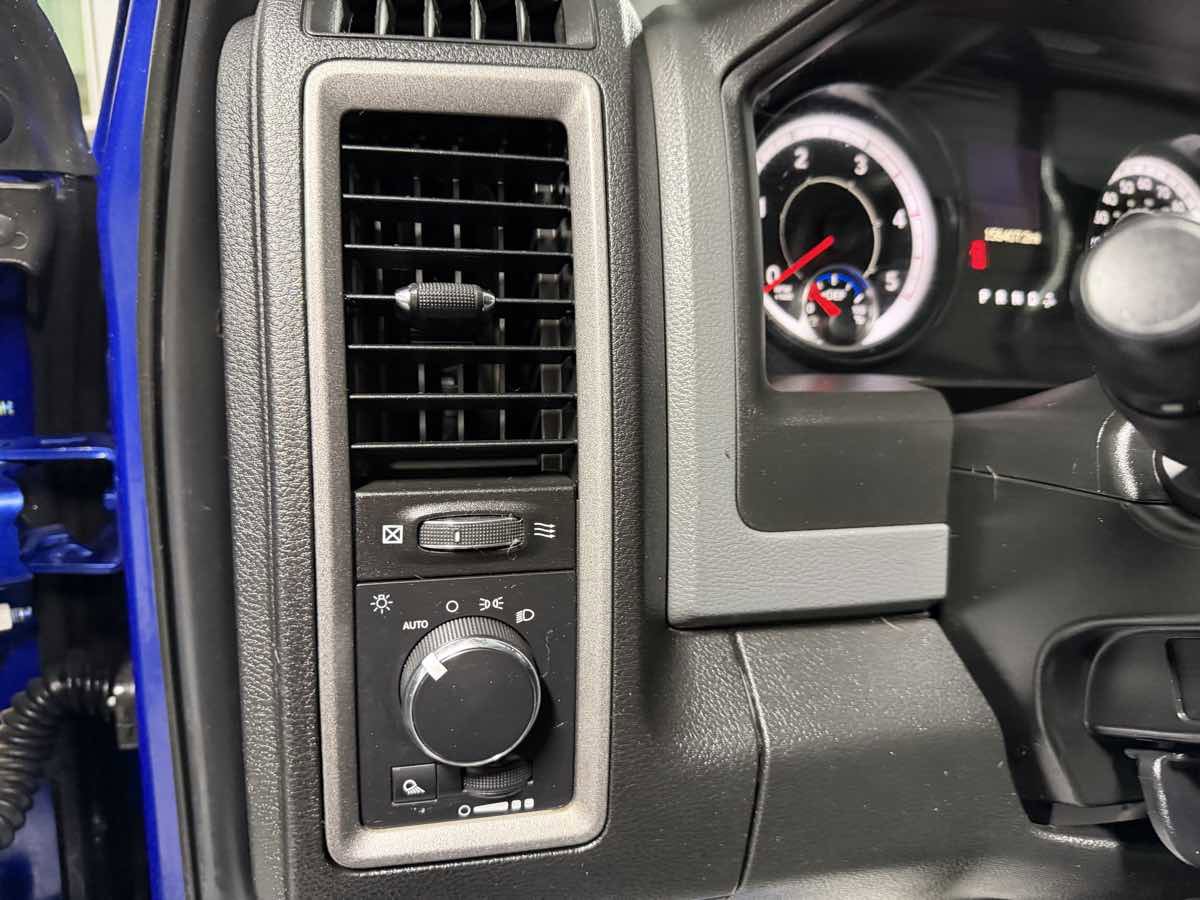Used 2018 RAM 2500 Tradesman w/ Chrome Appearance Group AWD/4WD image 15
