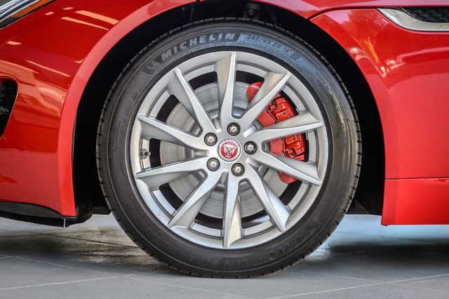 Used 2017 Jaguar F-TYPE Convertible RWD image 19