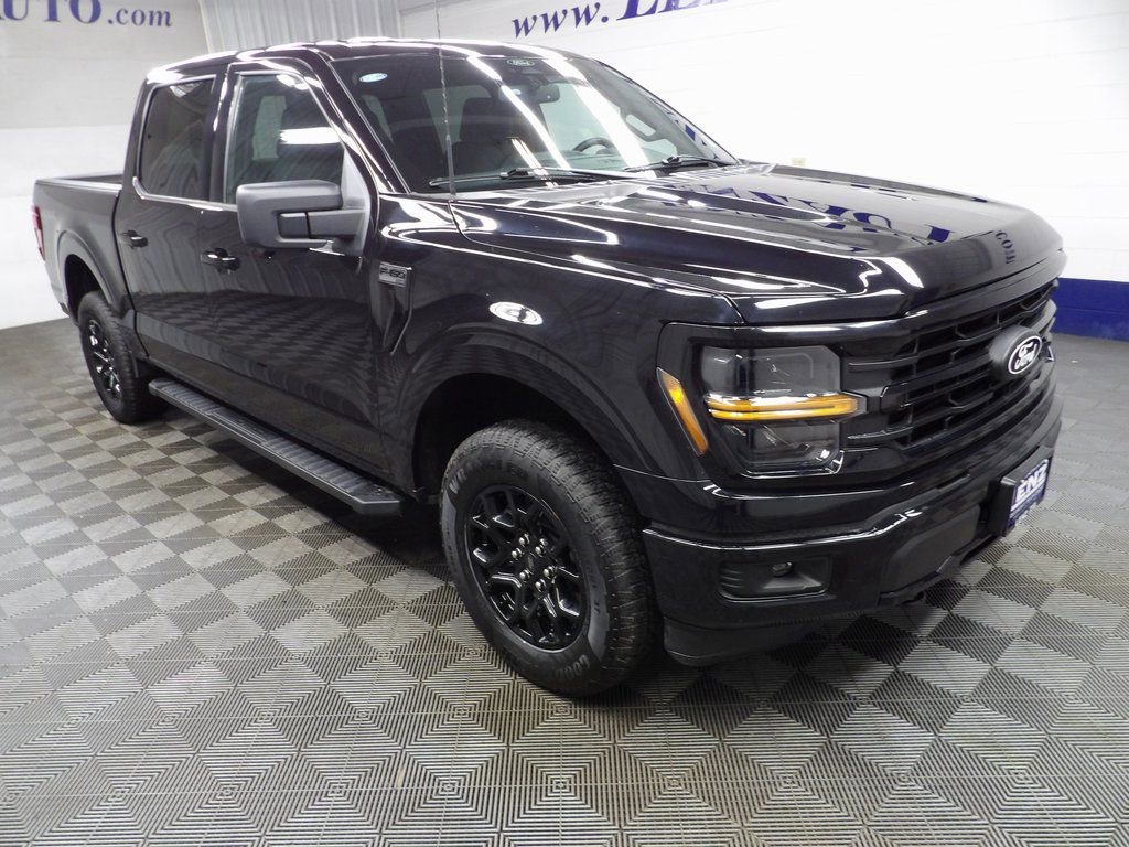 Used 2024 Ford F150 XLT w/ XLT Black Appearance Package image 3