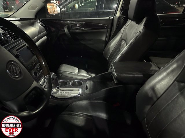 Used 2017 Buick Enclave Leather w/ Enclave Sport Touring Edition FWD image 4