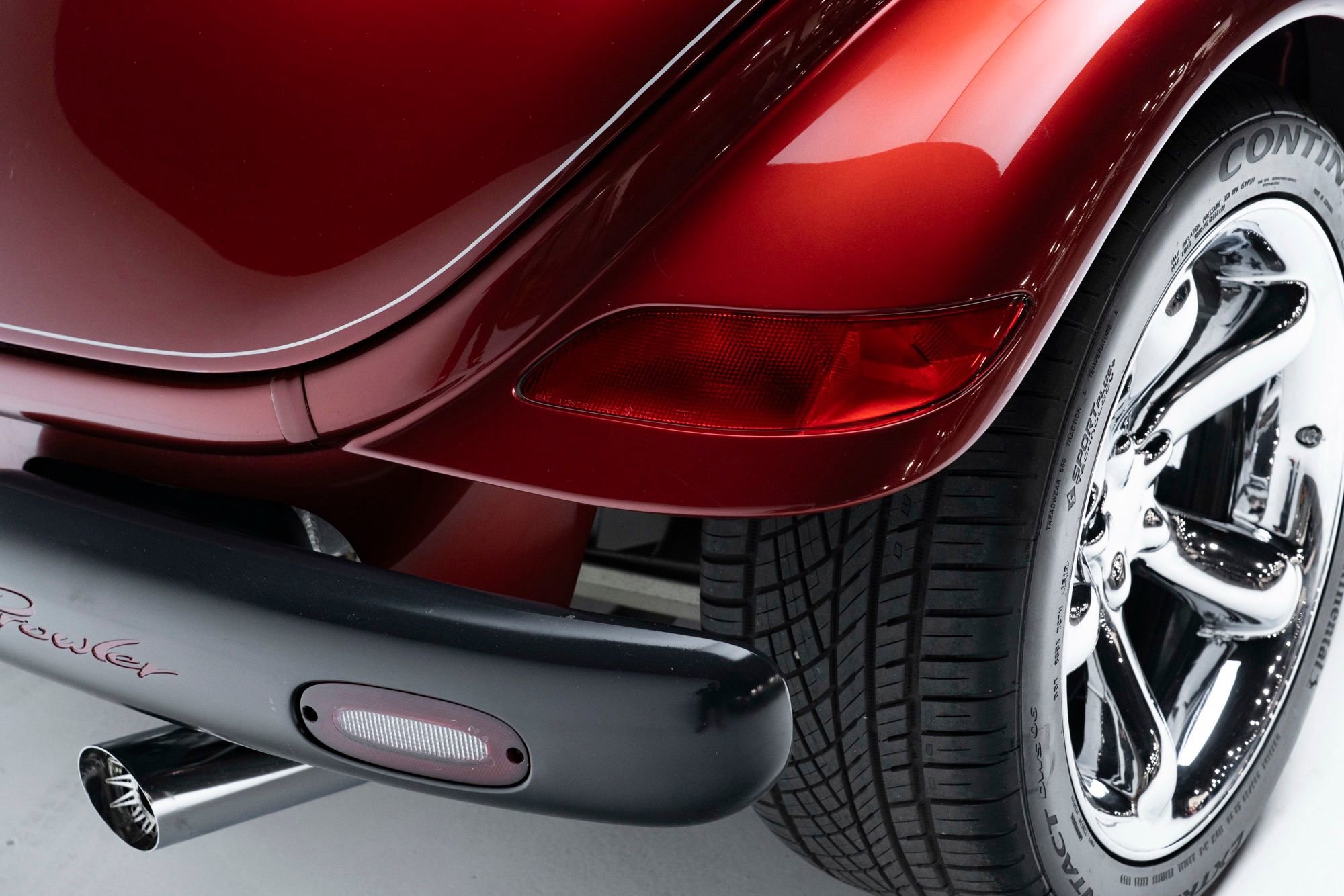 Used 2002 Chrysler Prowler RWD image 65