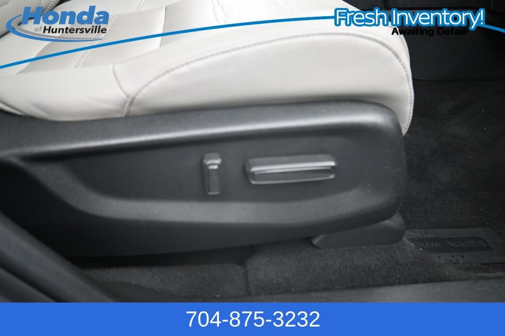 Used 2020 Honda CR-V EX-L image 17