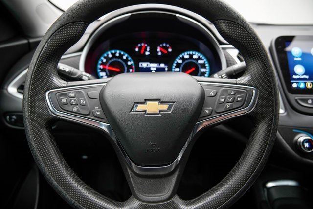 Used 2023 Chevrolet Malibu LT image 31