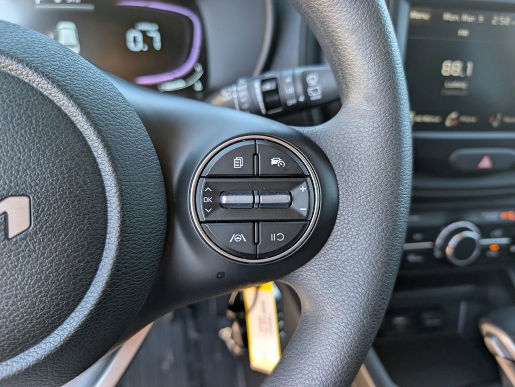 Certified 2025 Kia Soul LX image 24