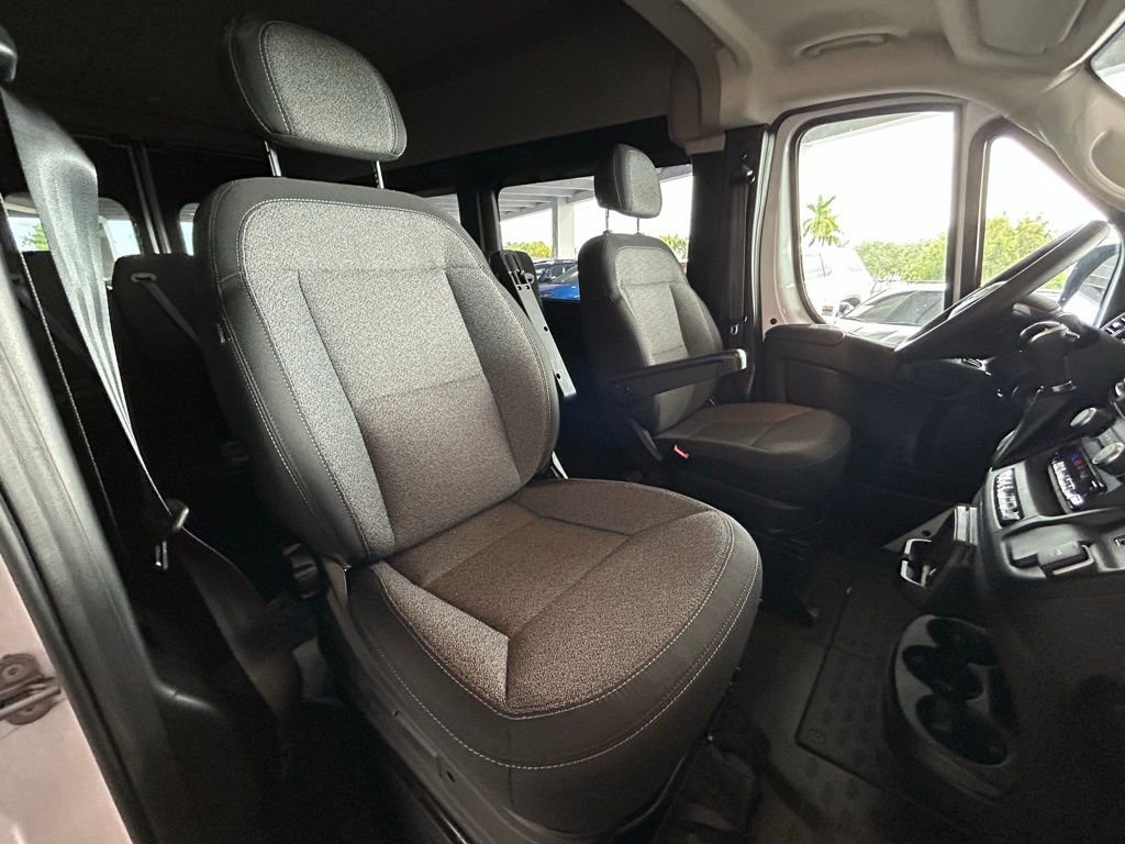 Used 2023 RAM ProMaster 2500 image 24