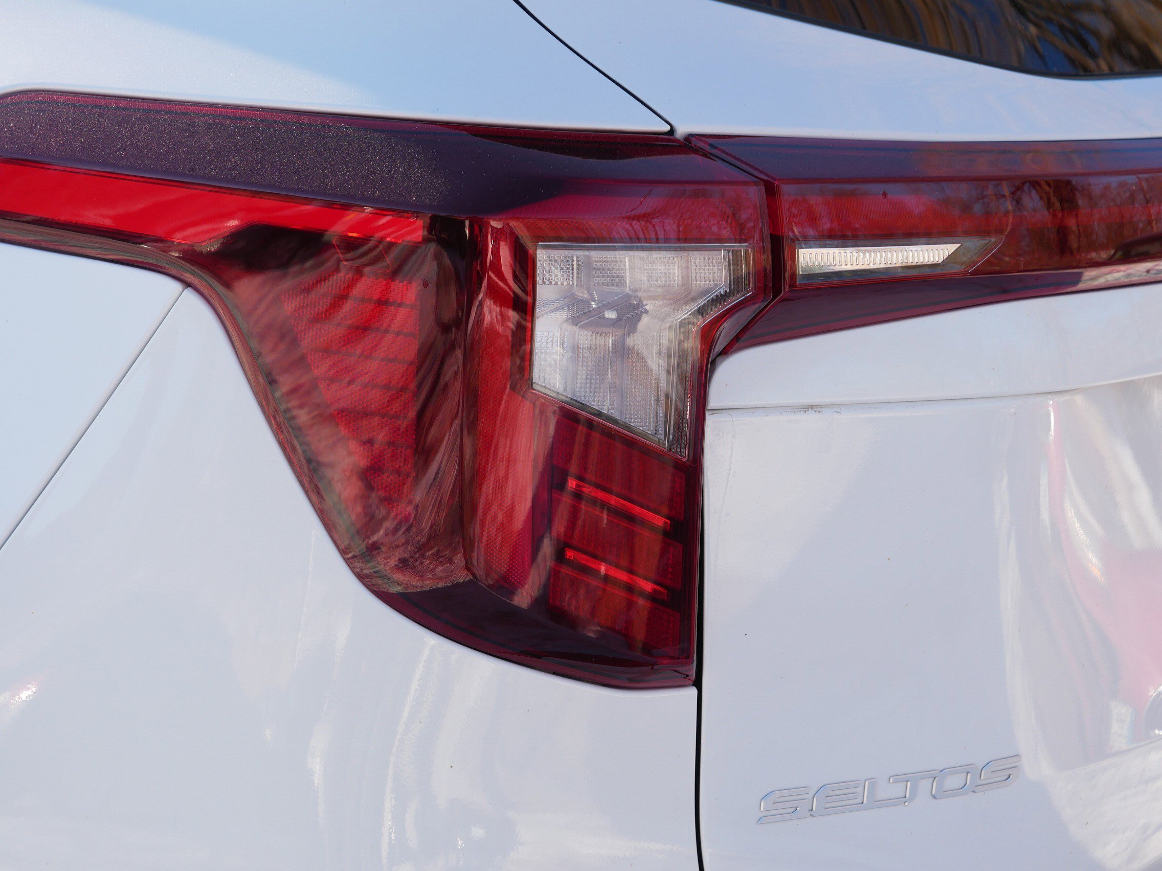 Certified 2024 Kia Seltos EX image 17