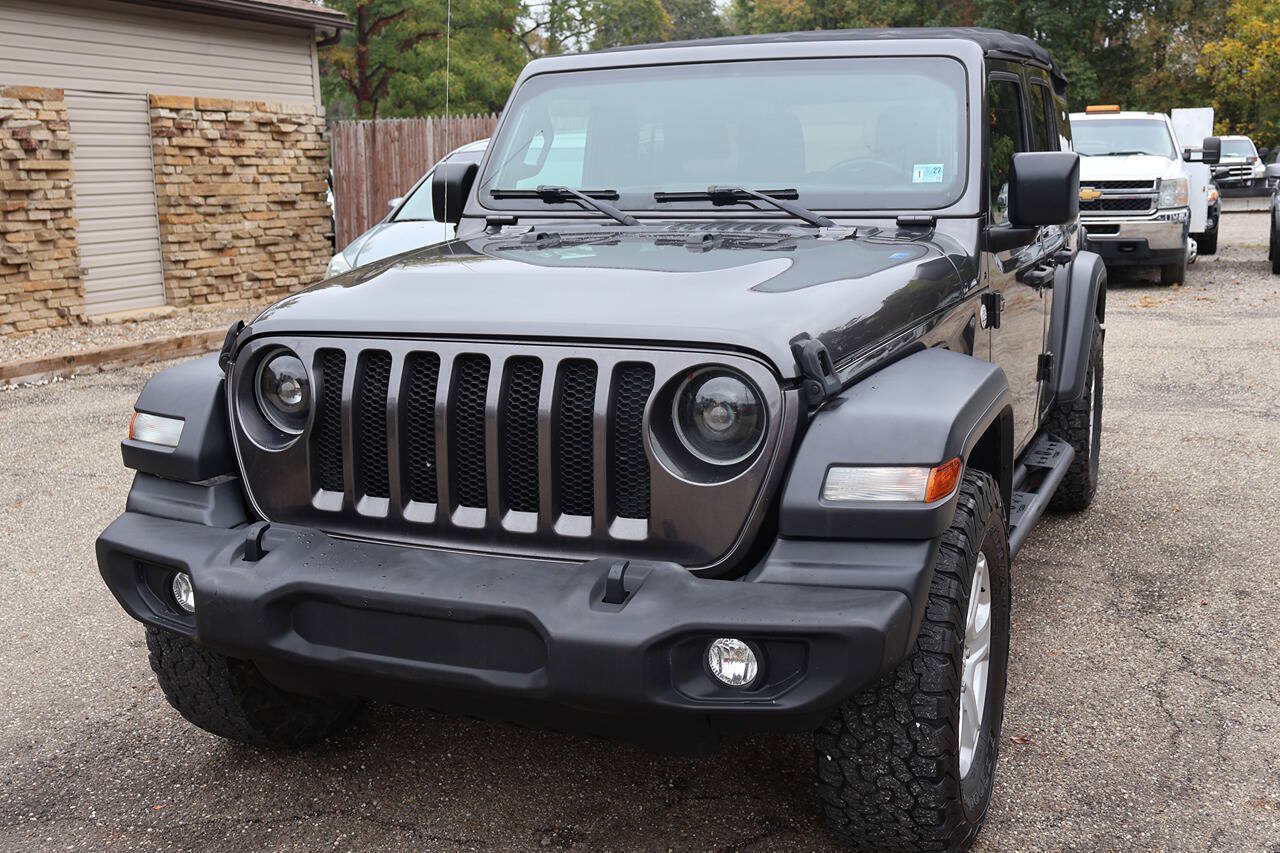Used 2018 Jeep Wrangler Unlimited Sport S AWD/4WD image 3