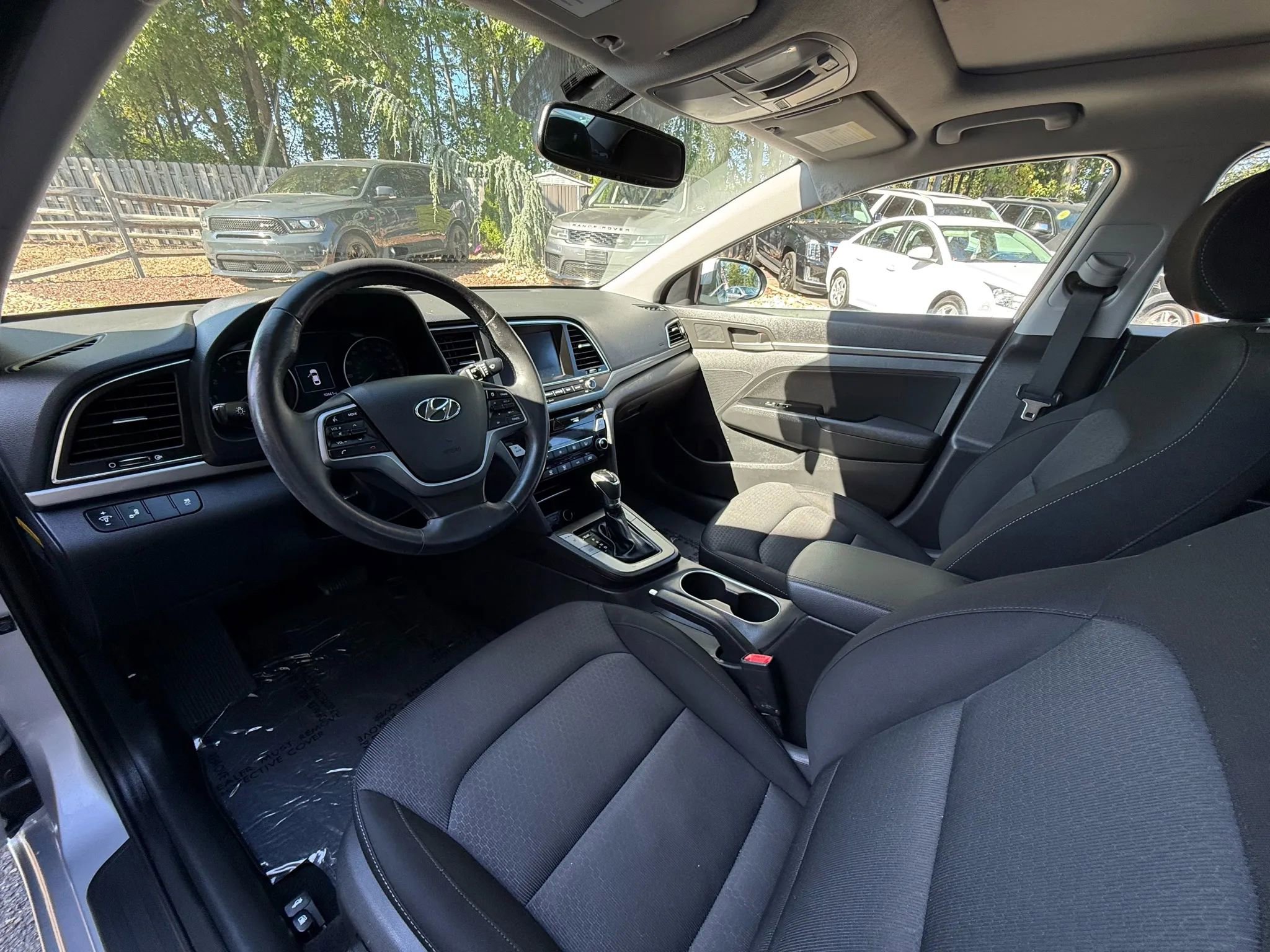 Used 2017 Hyundai Elantra Value Edition w/ Cargo Package image 13