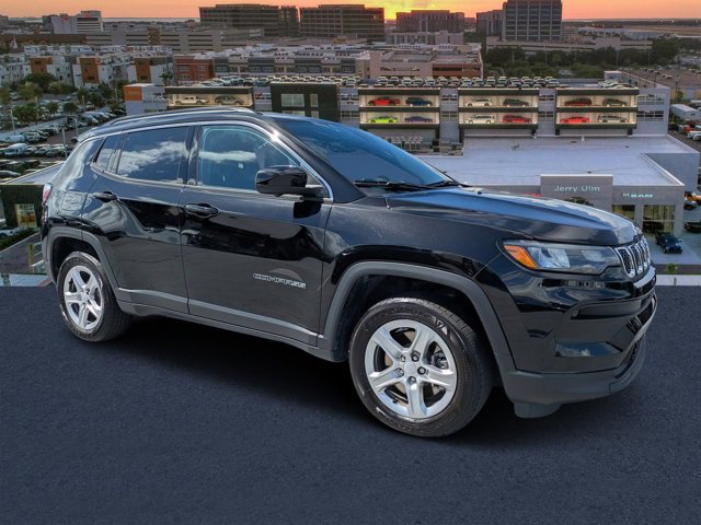 Used 2023 Jeep Compass Latitude w/ Convenience Group