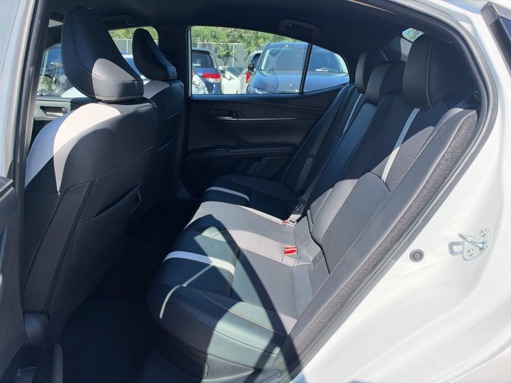 Used 2025 Toyota Camry SE FWD image 50