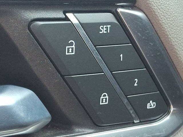 Used 2022 Chevrolet Silverado 1500 LTZ AWD/4WD image 28