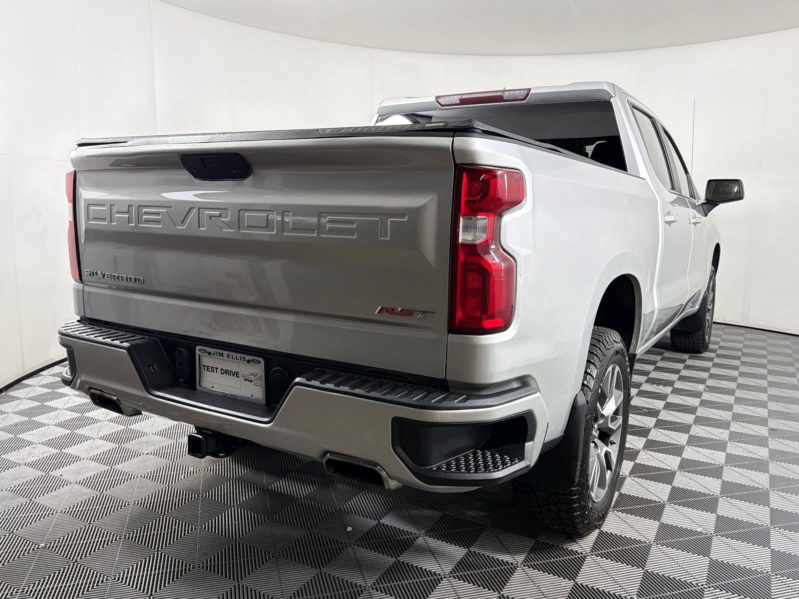 Used 2020 Chevrolet Silverado 1500 RST AWD/4WD image 6