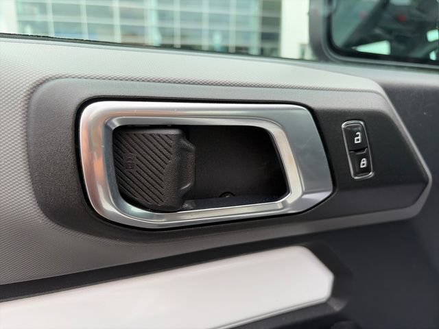 Used 2022 Ford Bronco 2-Door AWD/4WD image 18