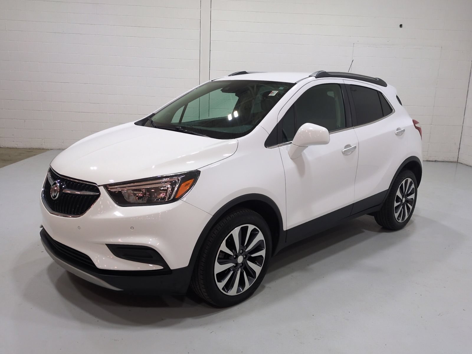 Used 2021 Buick Encore Preferred w/ Safety Package II FWD image 7