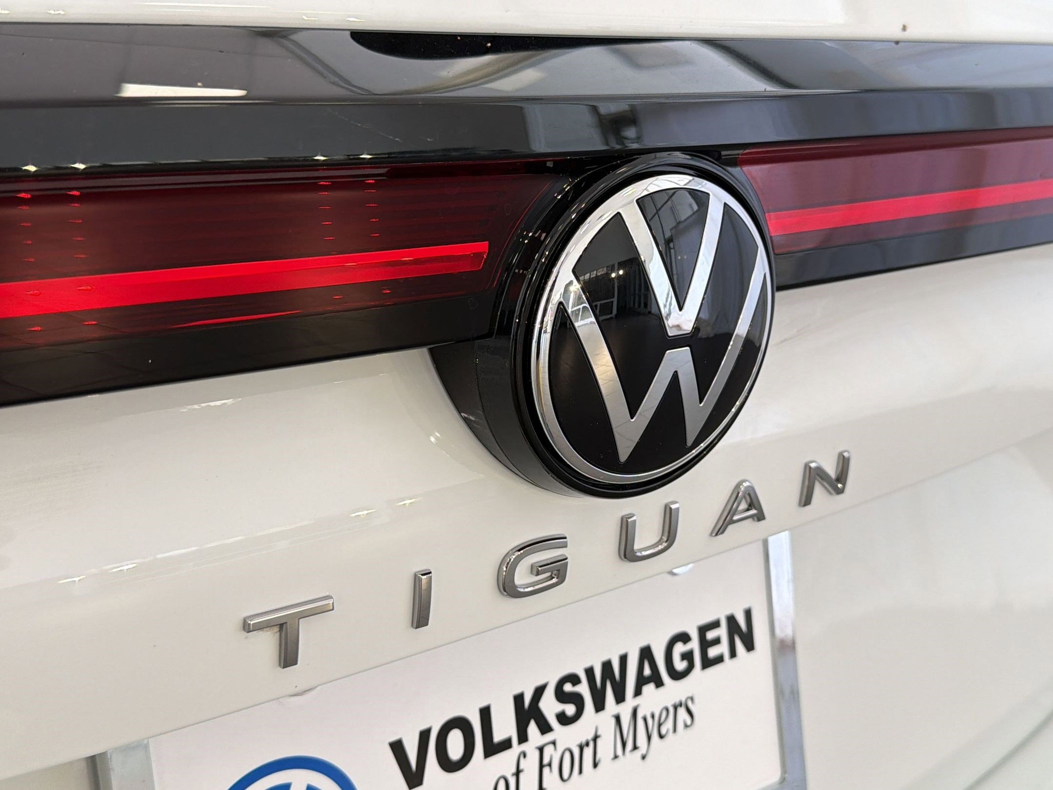 New 2026 Volkswagen Tiguan S FWD image 33