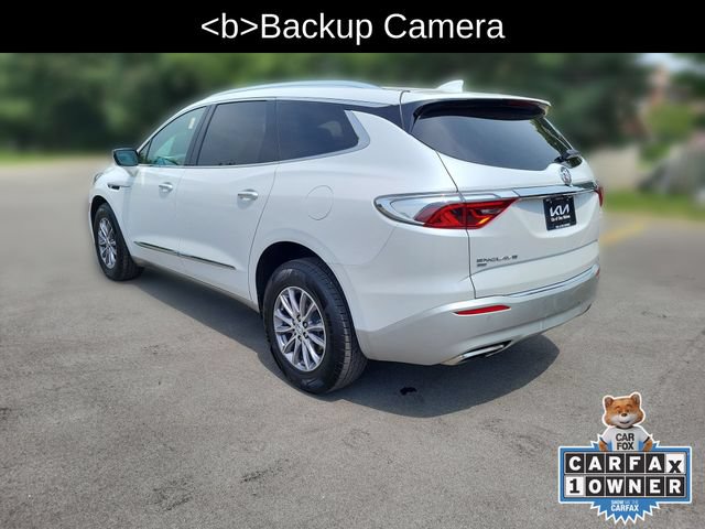 Used 2023 Buick Enclave Essence AWD/4WD image 3