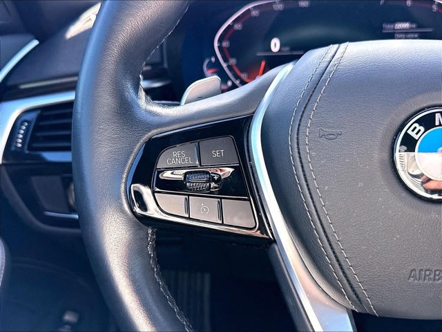 Used 2020 BMW 530i w/ Convenience Package RWD image 19