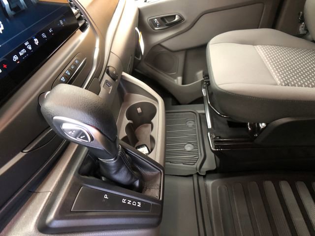New 2026 Ford Transit 250 148 Medium Roof RWD image 19