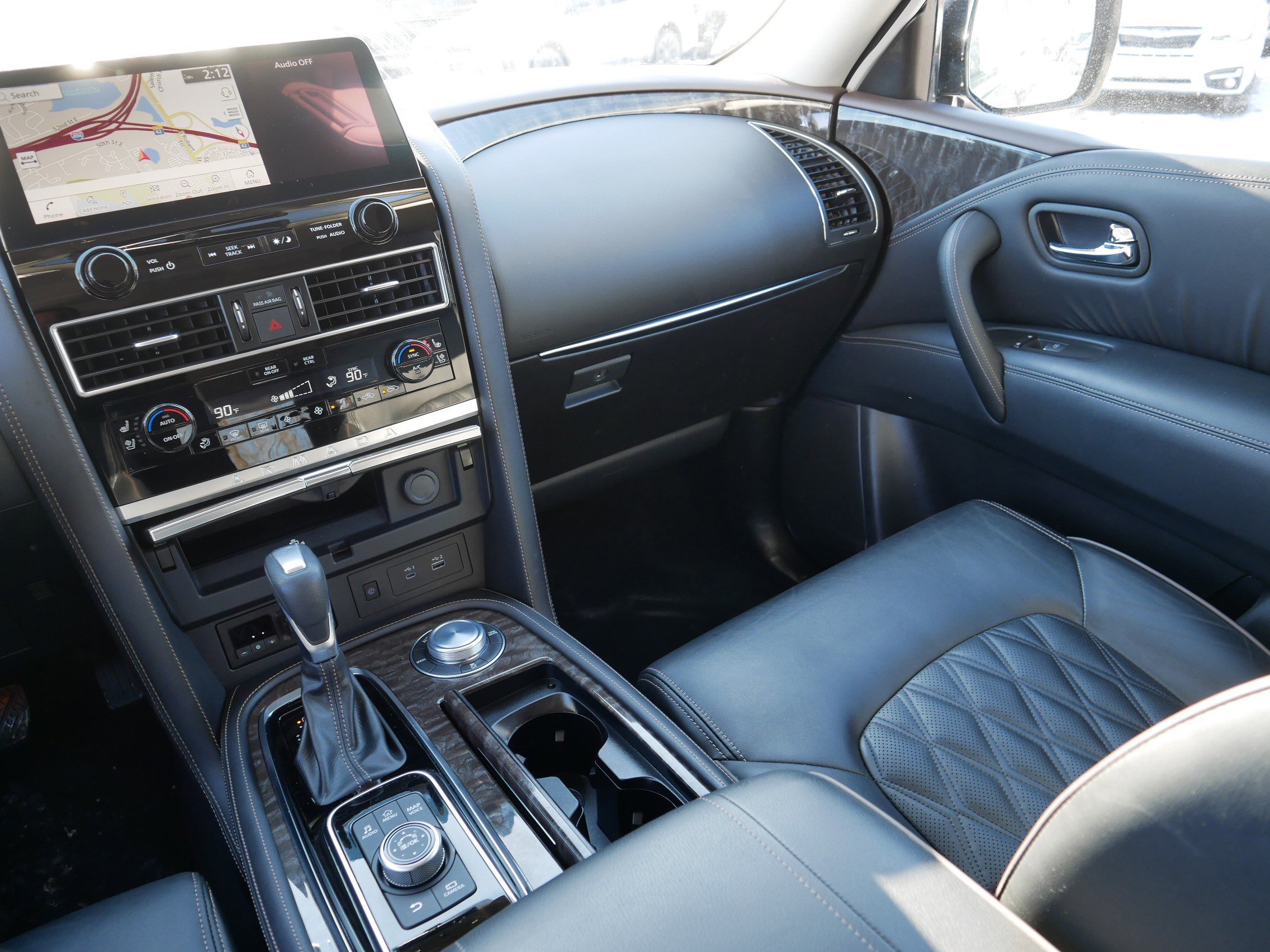 Certified 2024 Nissan Armada Platinum w/ Captain's Chairs Package image 11