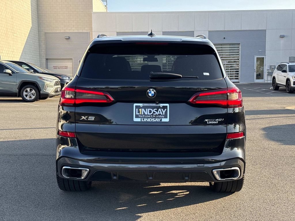 Used 2019 BMW X5 xDrive40i w/ M Sport Package AWD/4WD image 4