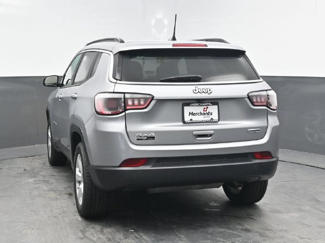 Used 2021 Jeep Compass Latitude w/ Convenience Group AWD/4WD image 5