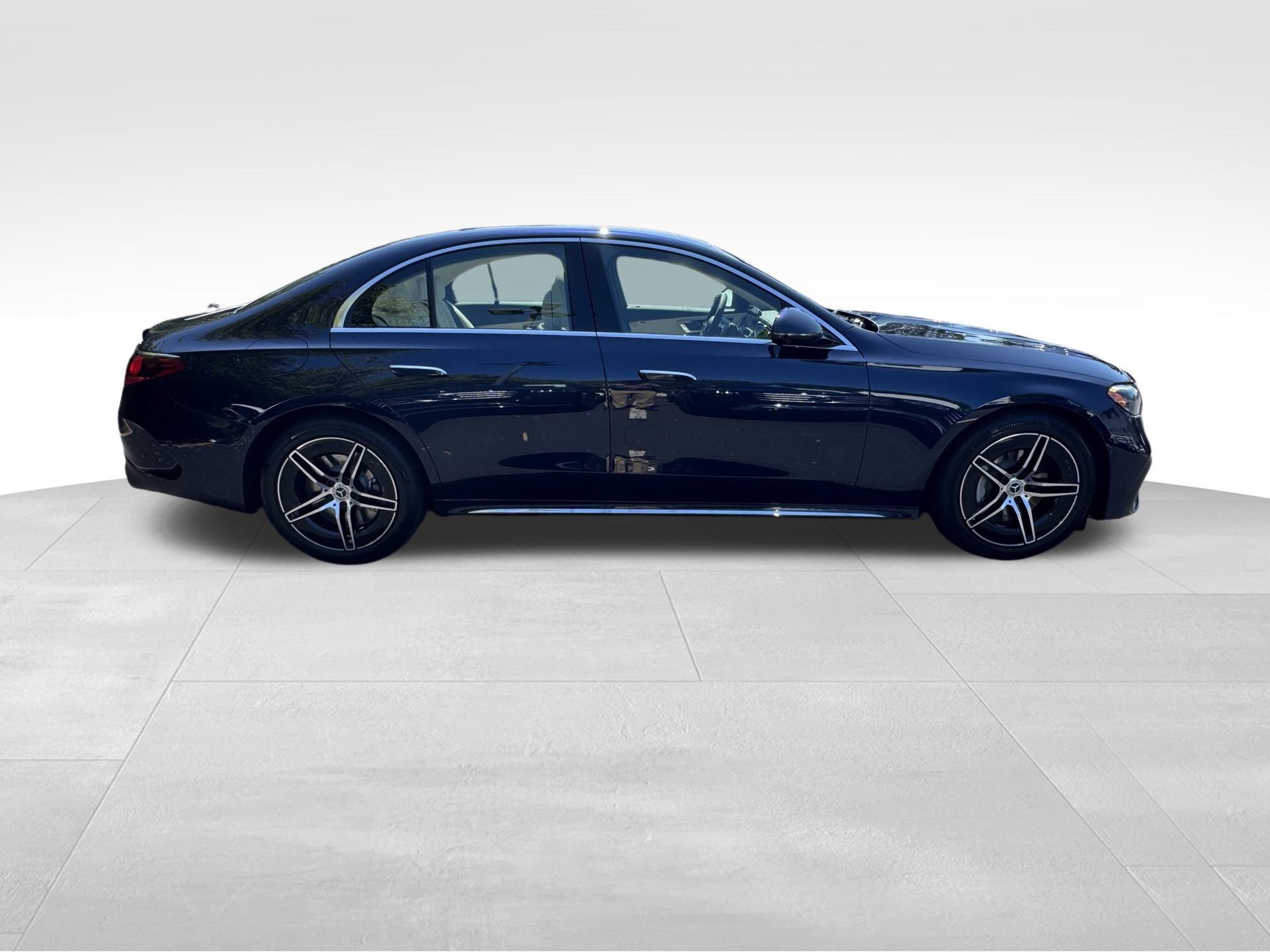 New 2026 Mercedes-Benz E 450 4MATIC Sedan image 26