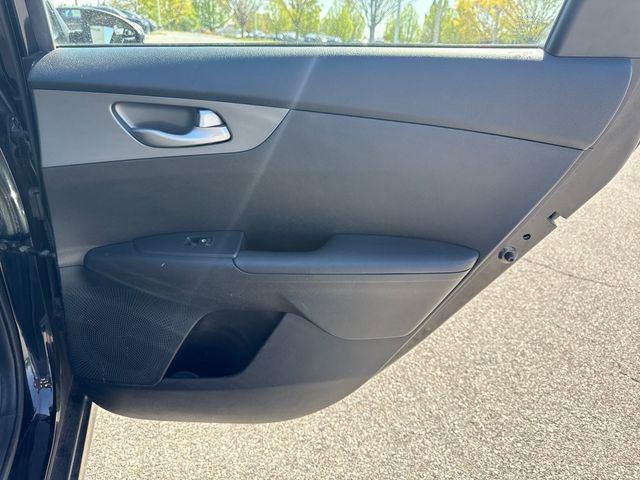 Used 2019 Kia Forte LXS image 16