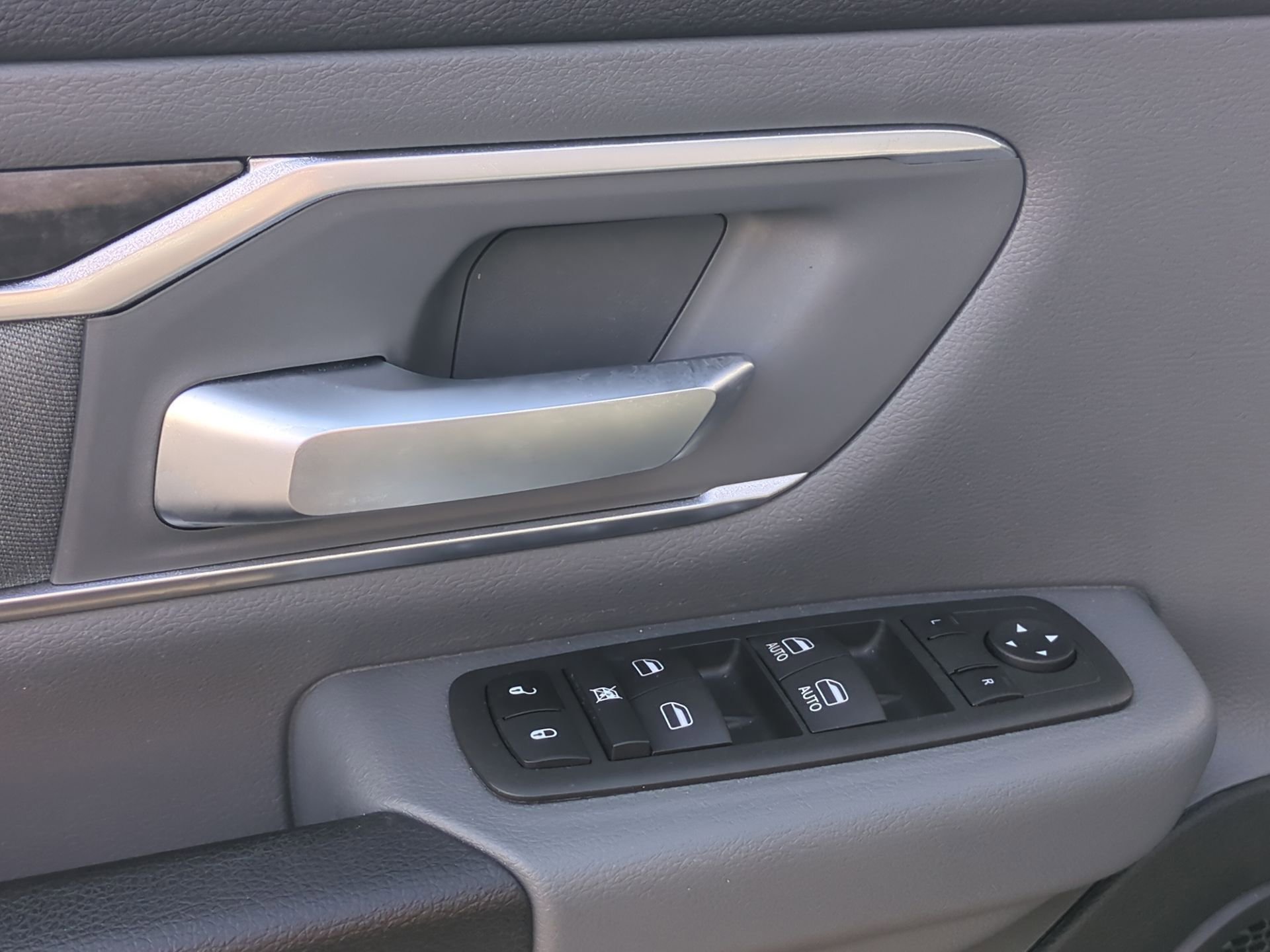 Used 2022 RAM 1500 Big Horn image 23