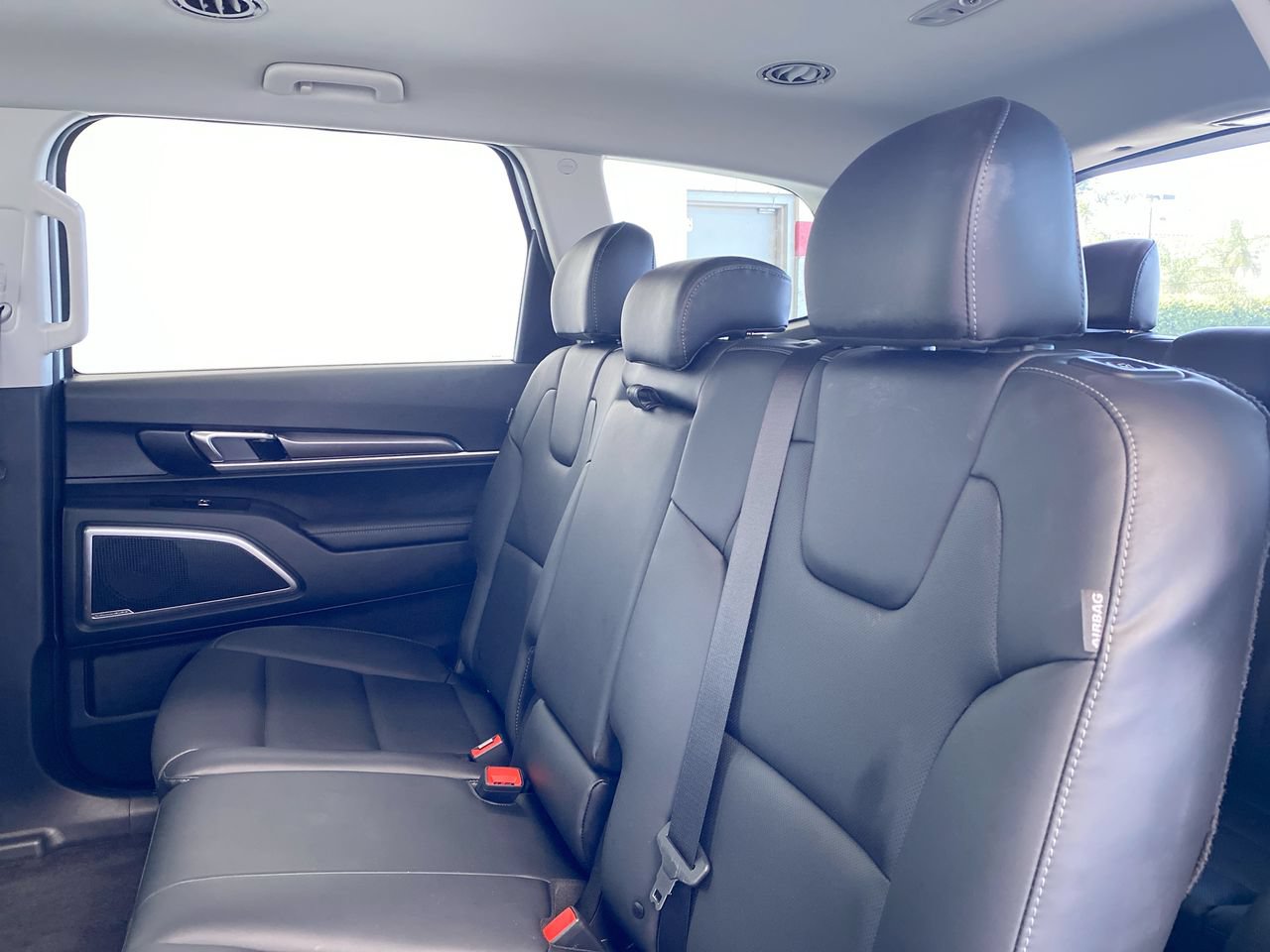 Certified 2025 Kia Telluride LX FWD image 33