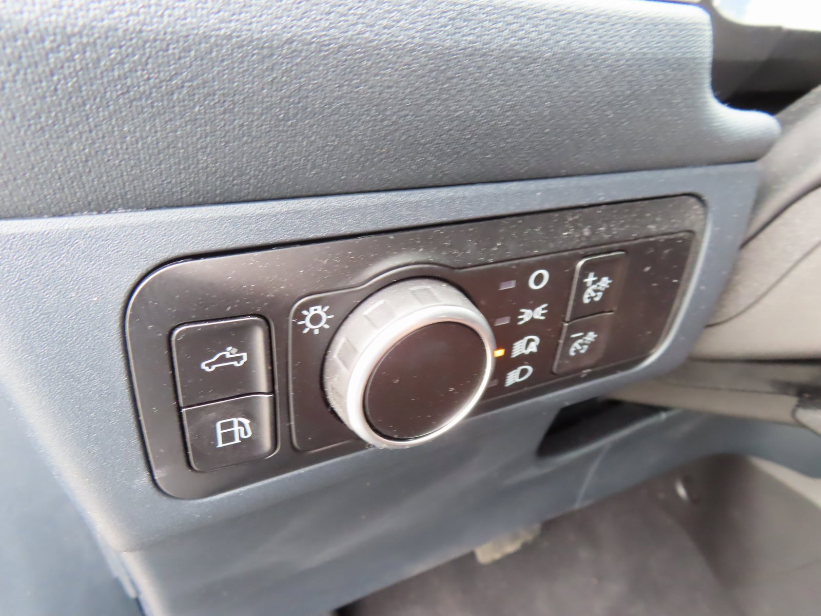 Used 2023 Ford Maverick Lariat image 14