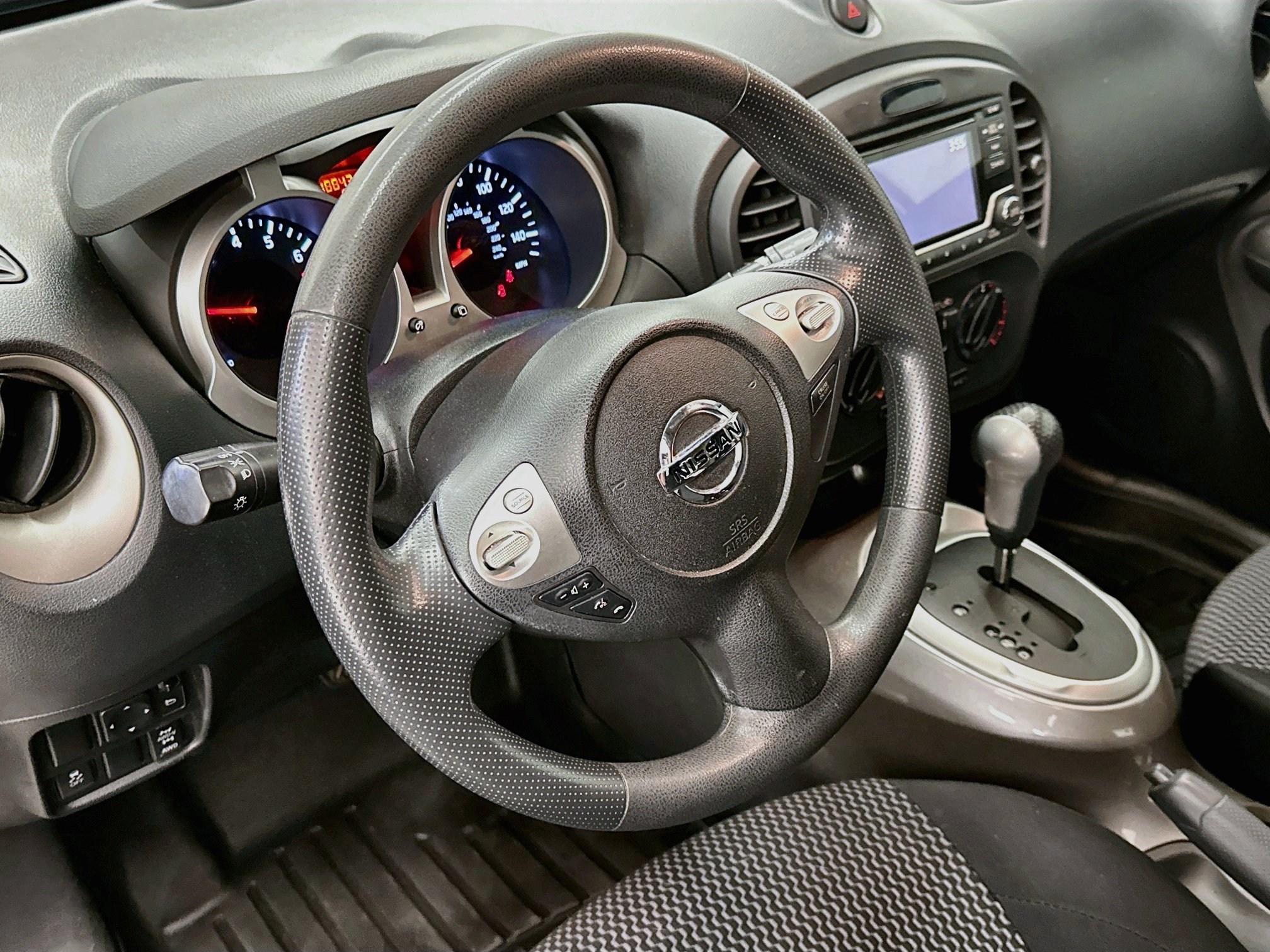 Used 2015 Nissan Juke S AWD/4WD image 18
