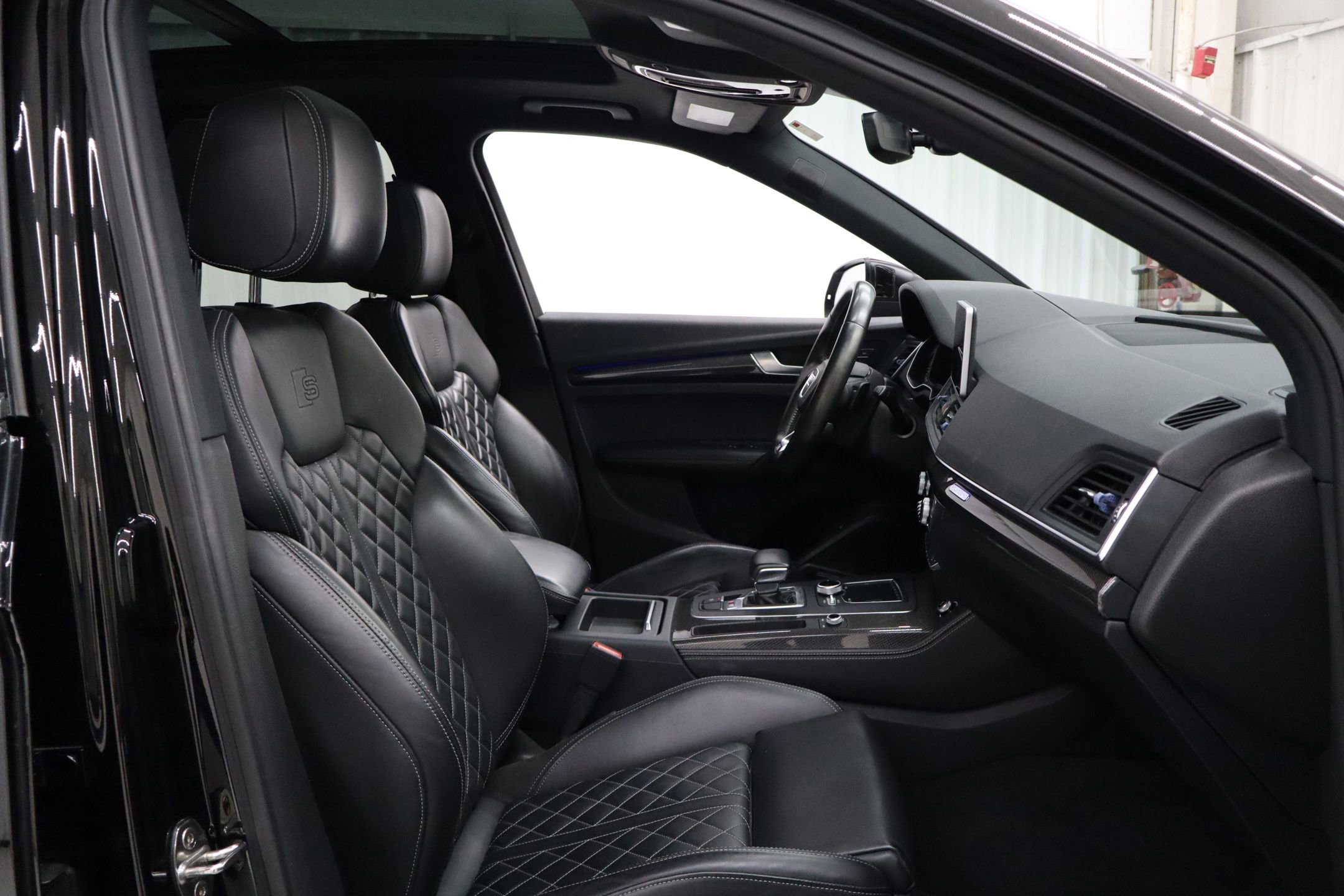 Used 2018 Audi SQ5 Prestige w/ Prestige Package image 33