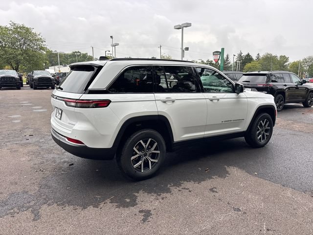 New 2027 Jeep Grand Cherokee Laredo X AWD/4WD image 29