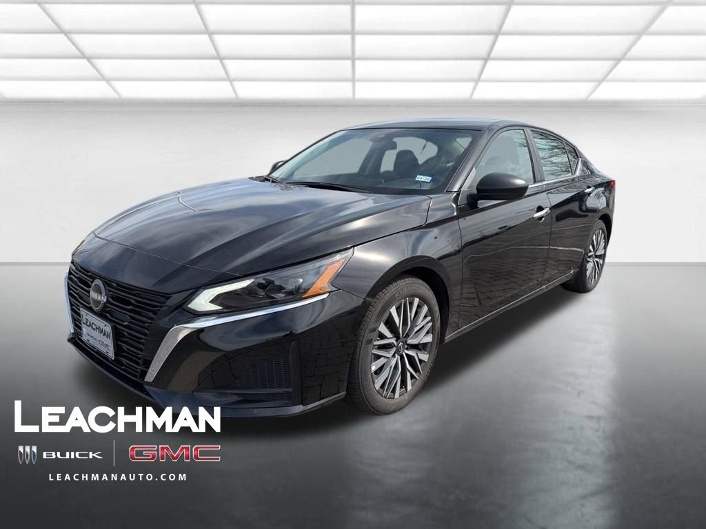 Used 2025 Nissan Altima 2.5 SV image 7