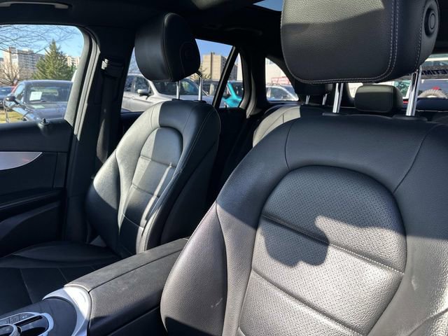 Used 2019 Mercedes-Benz GLC 300 GLC 300 image 18