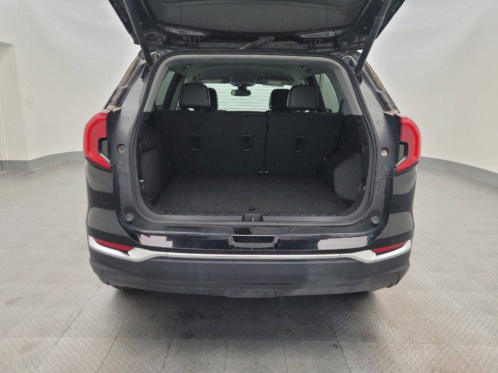 Used 2024 GMC Terrain SLT AWD/4WD image 29