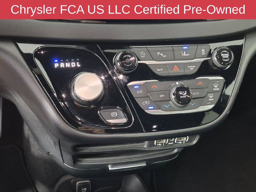 Certified 2025 Chrysler Pacifica Select FWD image 28