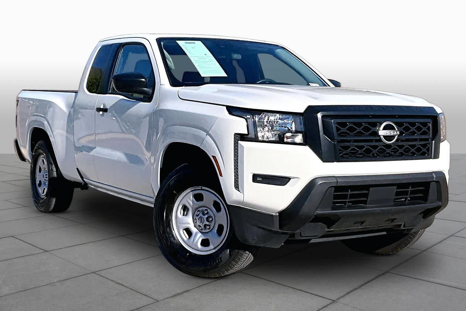 Certified 2024 Nissan Frontier S w/ Technology Package RWD image 3
