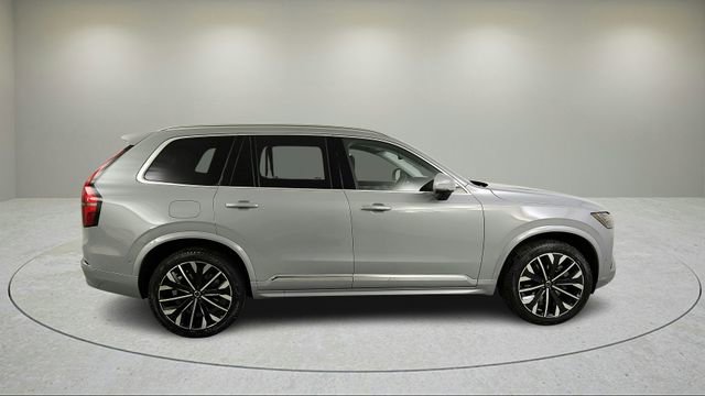 New 2026 Volvo XC90 T8 Ultra w/ Protection Package AWD/4WD image 3
