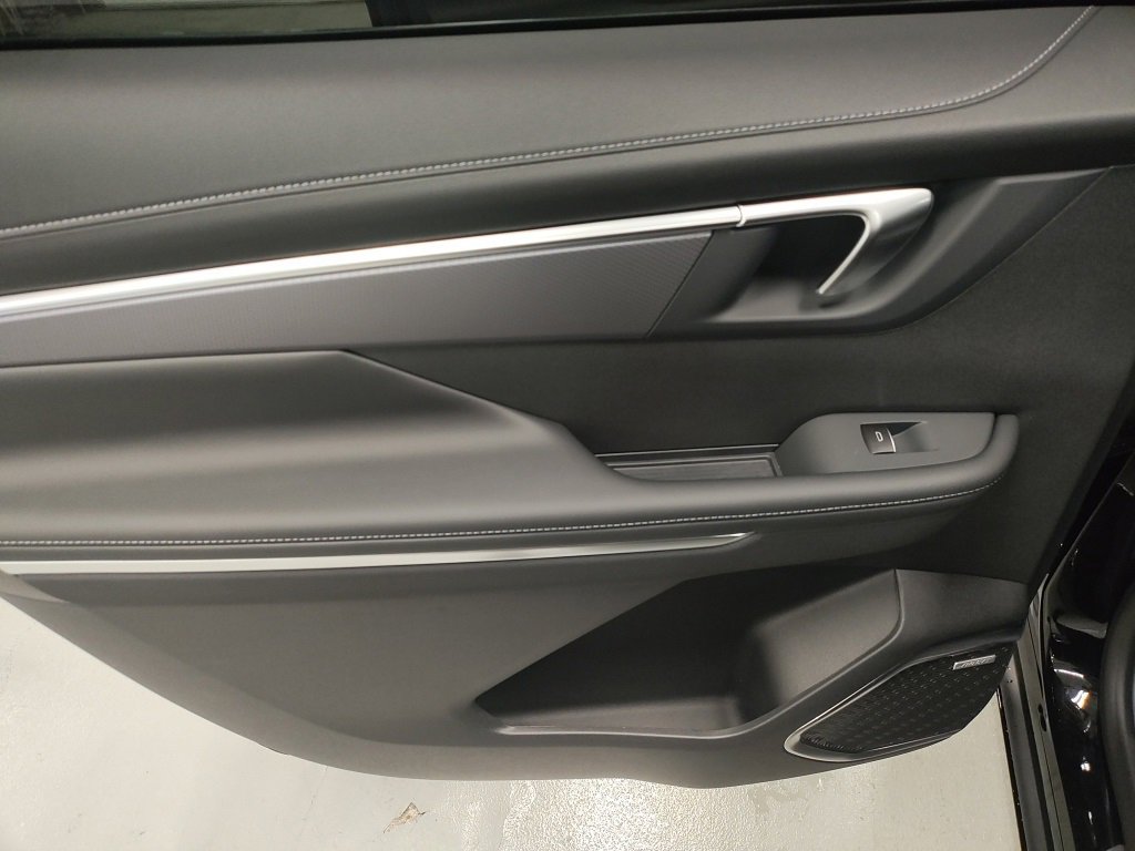 New 2026 Buick Enclave Sport Touring w/ Power Package image 29