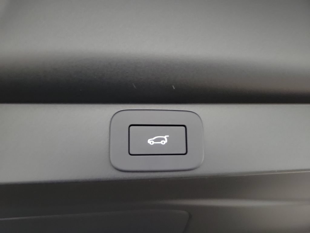Used 2023 Land Rover Range Rover SE AWD/4WD image 31