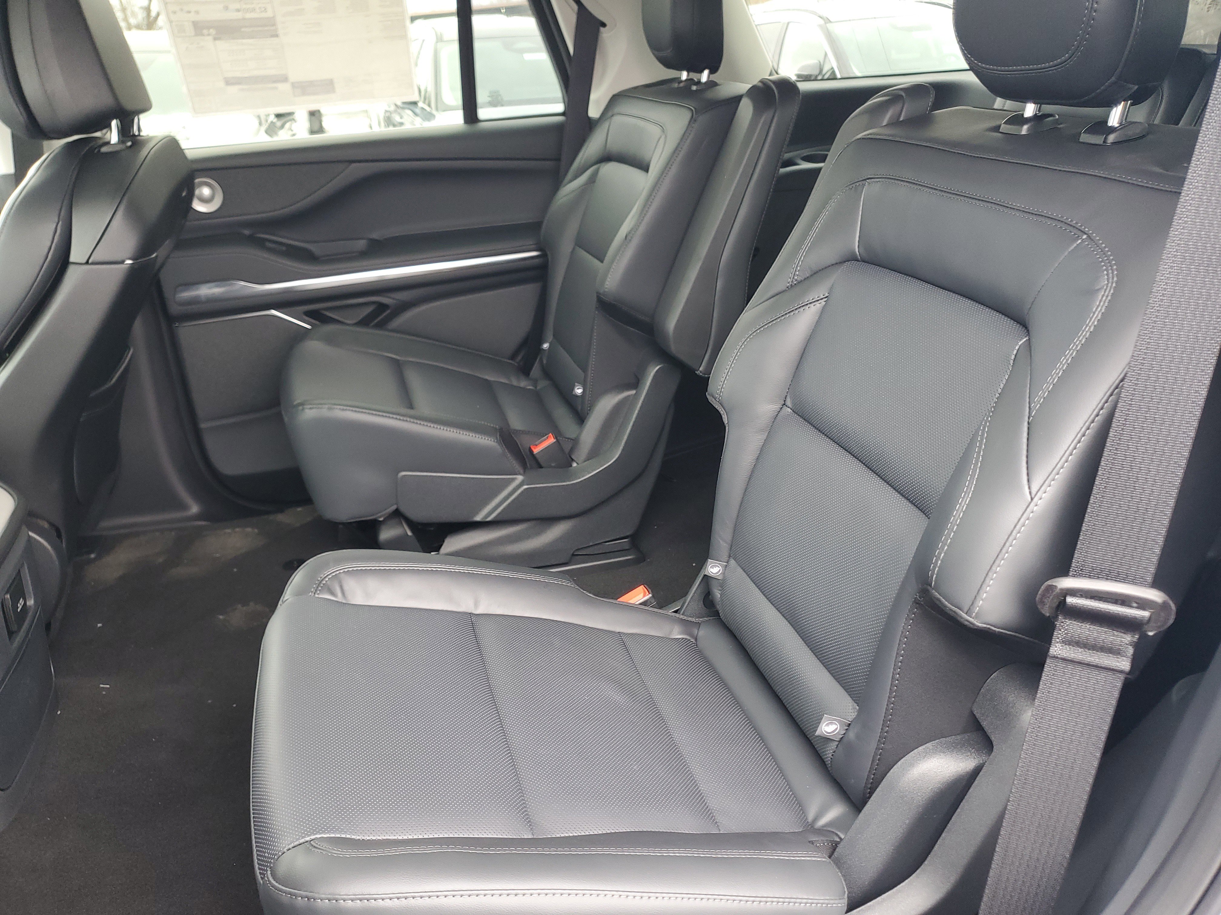 New 2026 Lincoln Navigator Reserve image 30