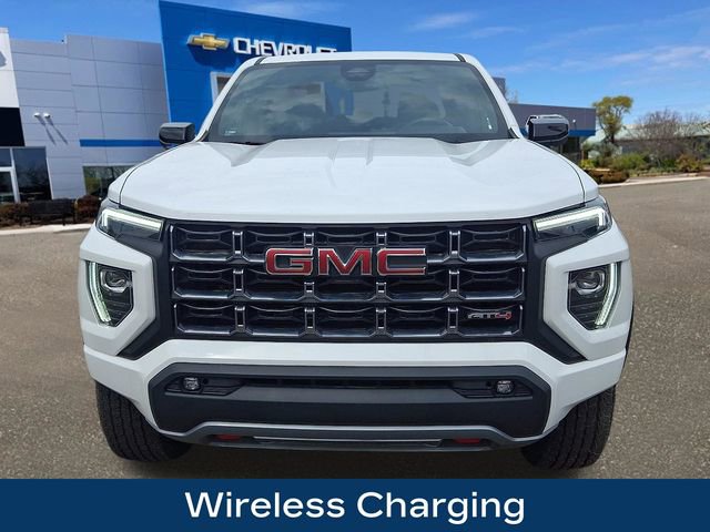 Used 2024 GMC Canyon AT4 w/ AT4 Premium Package image 24