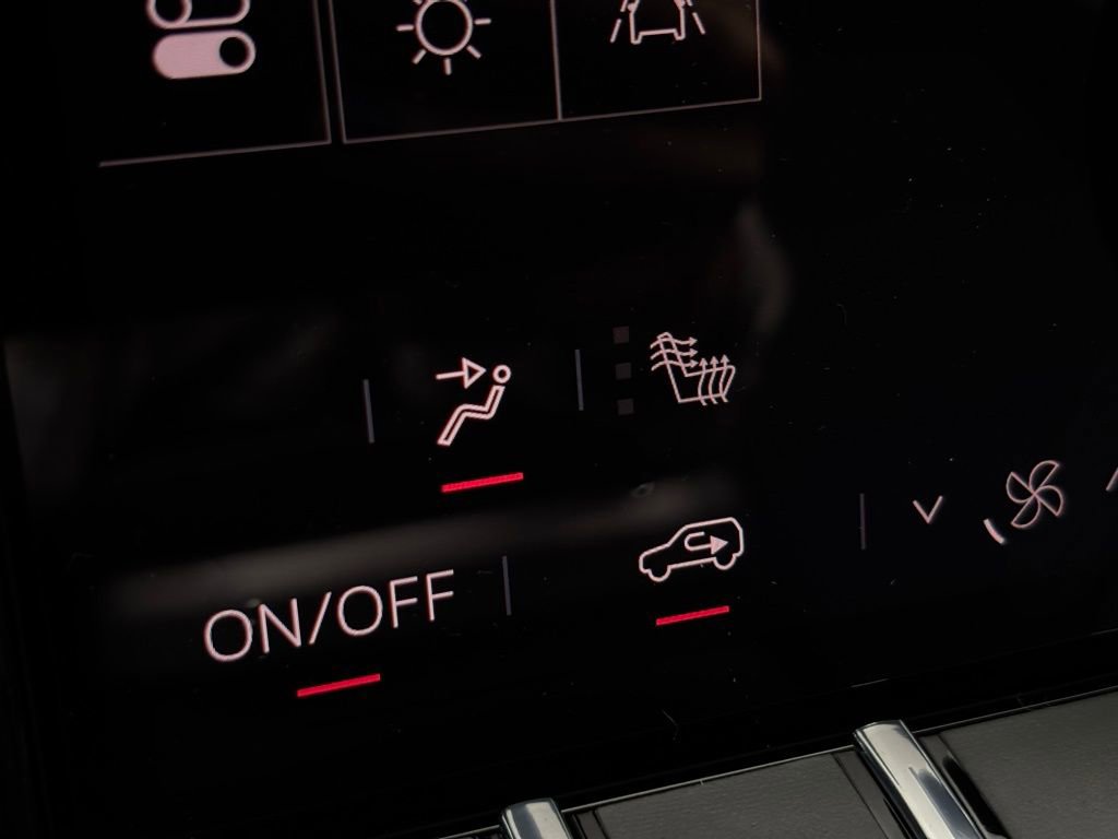 New 2026 GMC Terrain Elevation w/ Technology Package II image 4