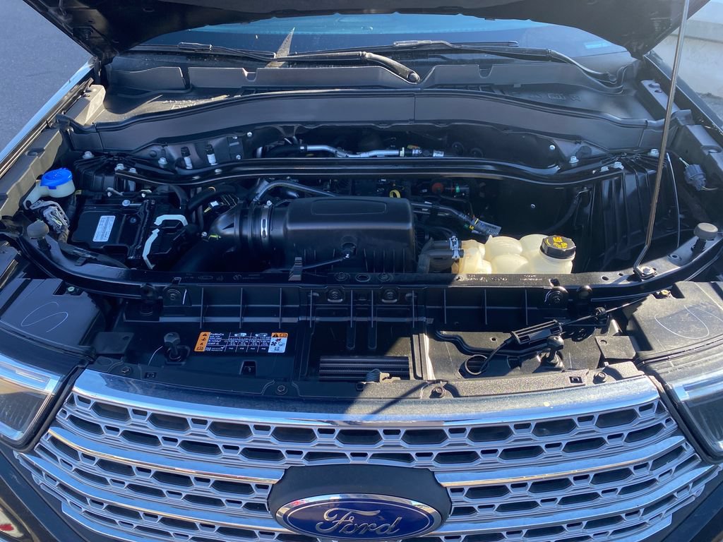 Used 2021 Ford Explorer Limited w/ Equipment Group 301A RWD image 21