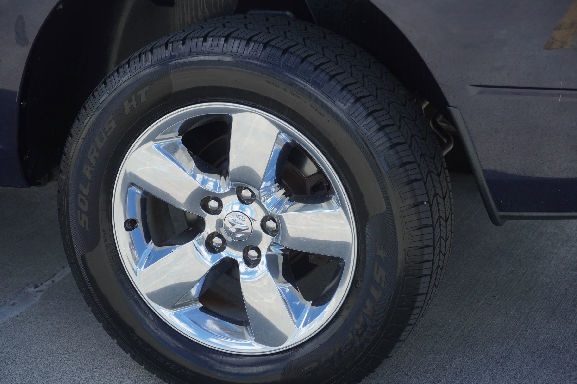 Used 2013 RAM 1500 Express image 15