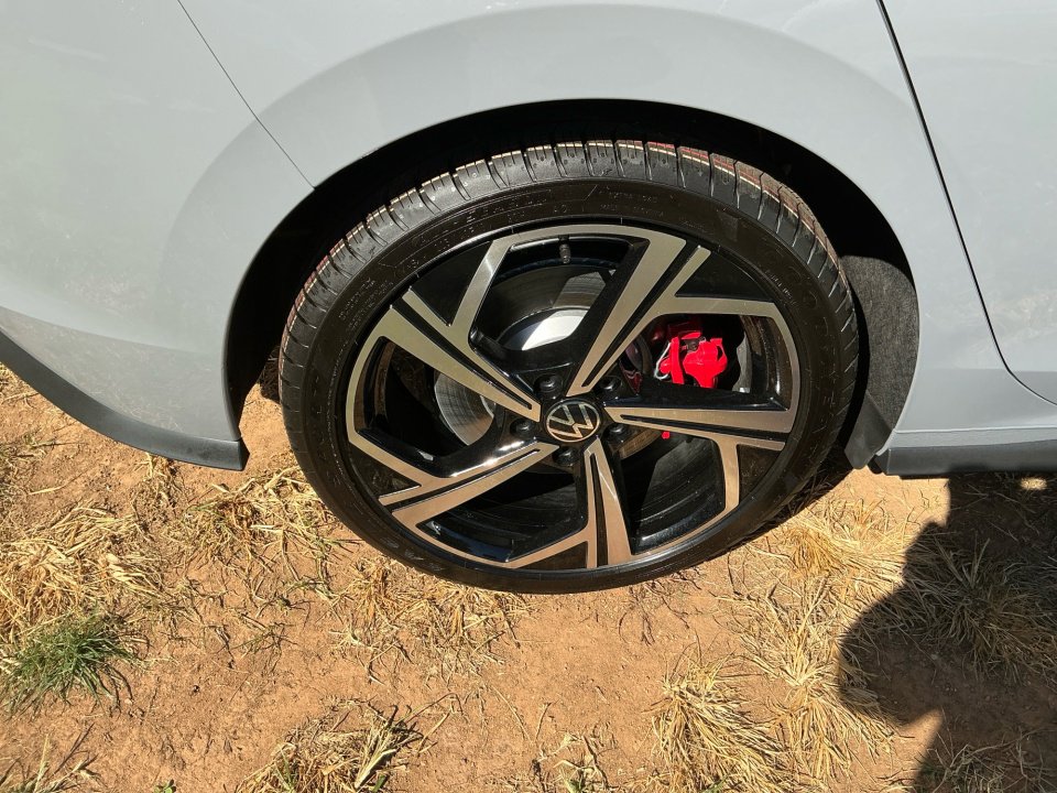 New 2025 Volkswagen GTI SE image 22