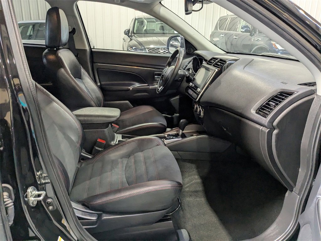 Used 2024 Mitsubishi Outlander Sport SE image 29