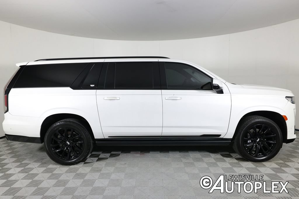 Used 2021 Cadillac Escalade ESV Sport Platinum w/ LPO, ONYX Package AWD/4WD image 4