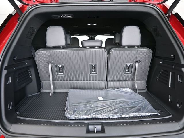 New 2026 Chevrolet Traverse LT w/ Driver Confidence Package FWD image 37